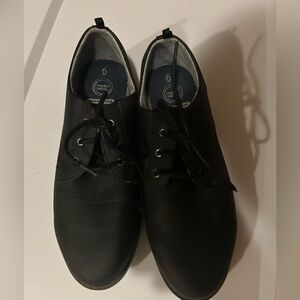 Wonder Nation Black Faux Leather Oxford Shoes | Memory Foam | Size 6